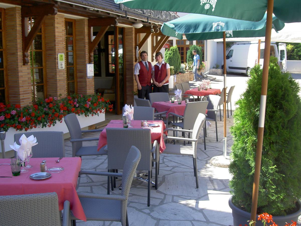 Logis Hotel Saint-Hubert Cour-Cheverny Exteriér fotografie